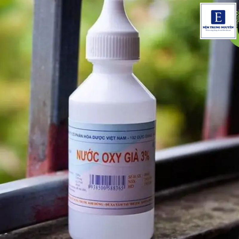 Dùng oxy già giặt vỏ gối bị ố vàng