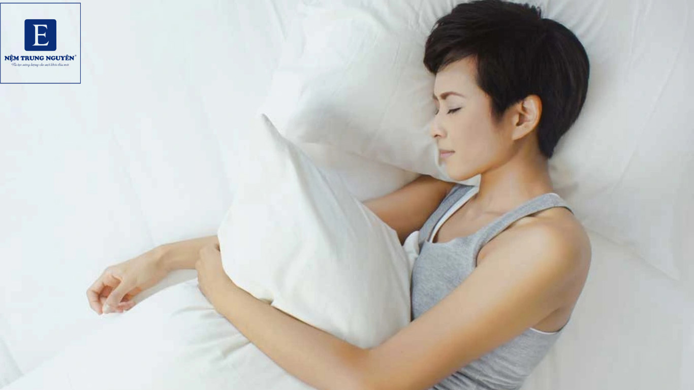 ngủ đủ nhưng vẫn mệt mỏi