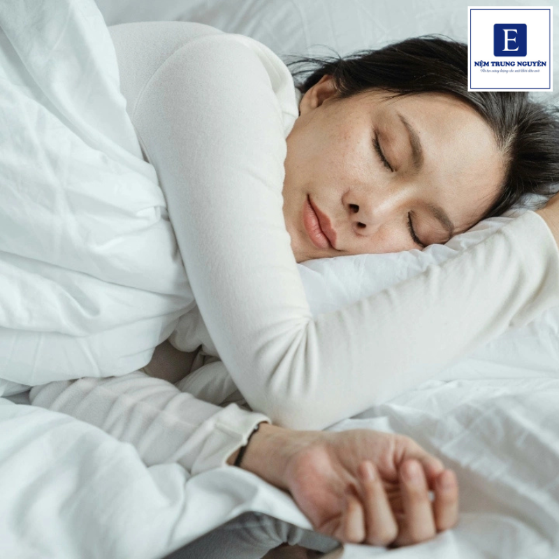 Thay đổi tư thế ngủ là cách để không thở bằng miệng khi ngủ