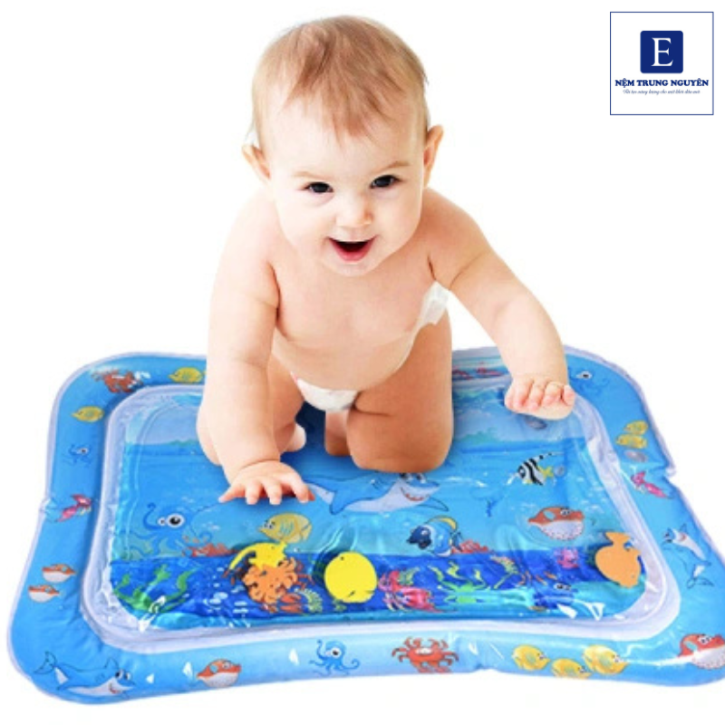 Tấm nệm nước “Baby Water Play Mat”