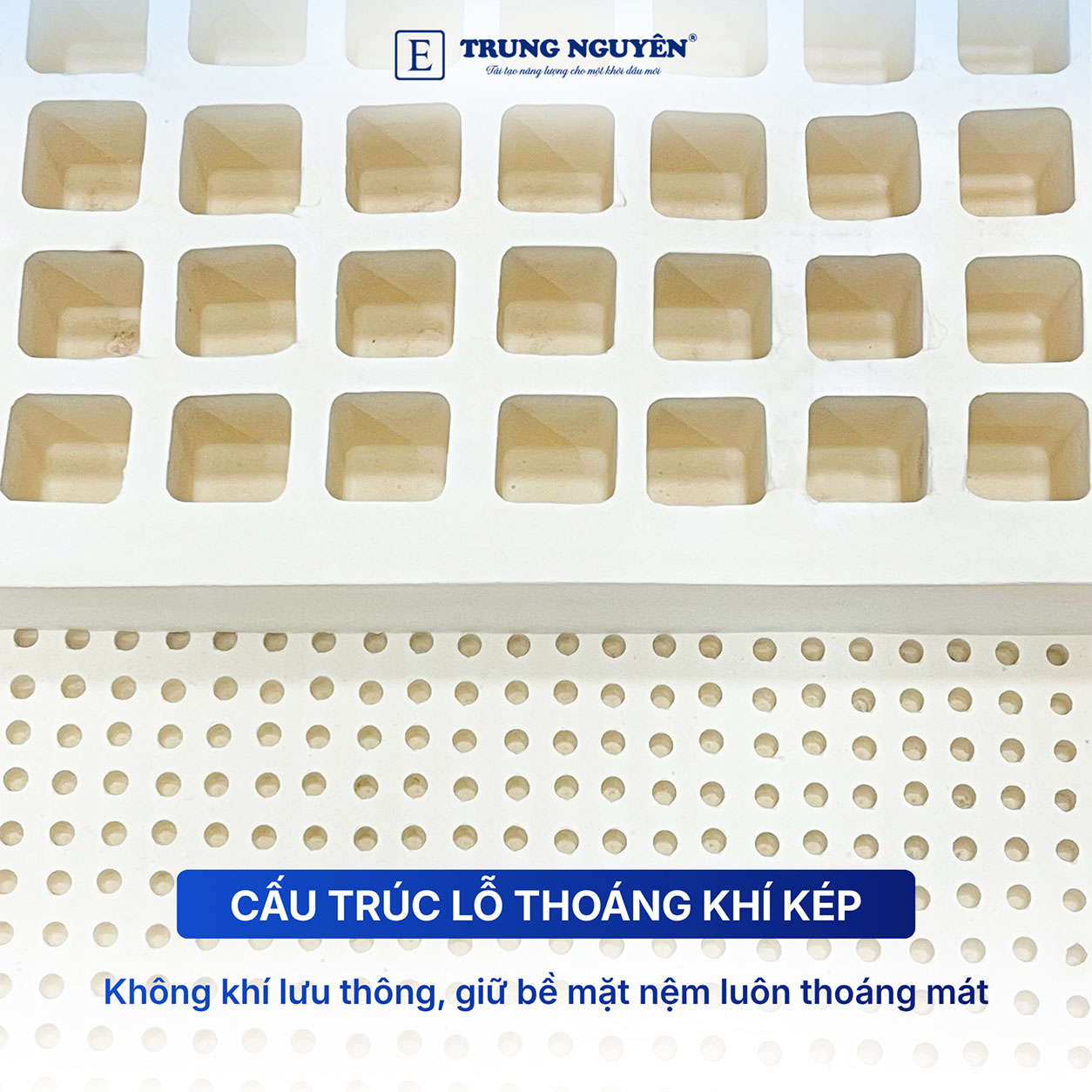 Cấu trúc lỗ thoáng khí kép, mang lại sự mát mẻ và thông thoáng Cấu trúc lỗ thoáng khí kép, mang lại sự mát mẻ và thông thoáng