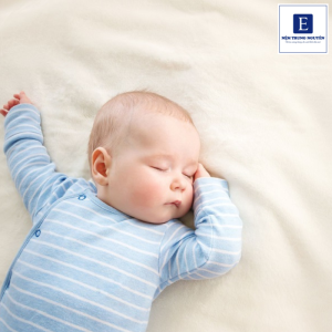 Ưu và nhược điểm của việc cho trẻ nằm nệm