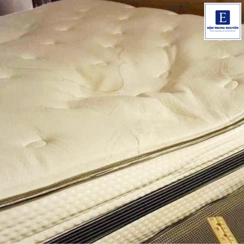 Nệm xuống cấp không chỉ gây khó chịu mà còn âm thầm ảnh hưởng đến sức khỏe và chất lượng giấc ngủ mỗi ngày