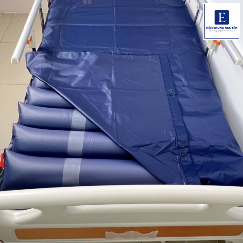 Để nệm nước phát huy hiệu quả tối đa trong việc chăm sóc người bệnh, bạn không nên chọn mua theo cảm tính hoặc chỉ dựa vào giá